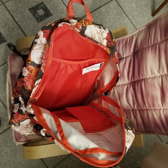 Jansport Floral Backpack - Picture 3 of 4